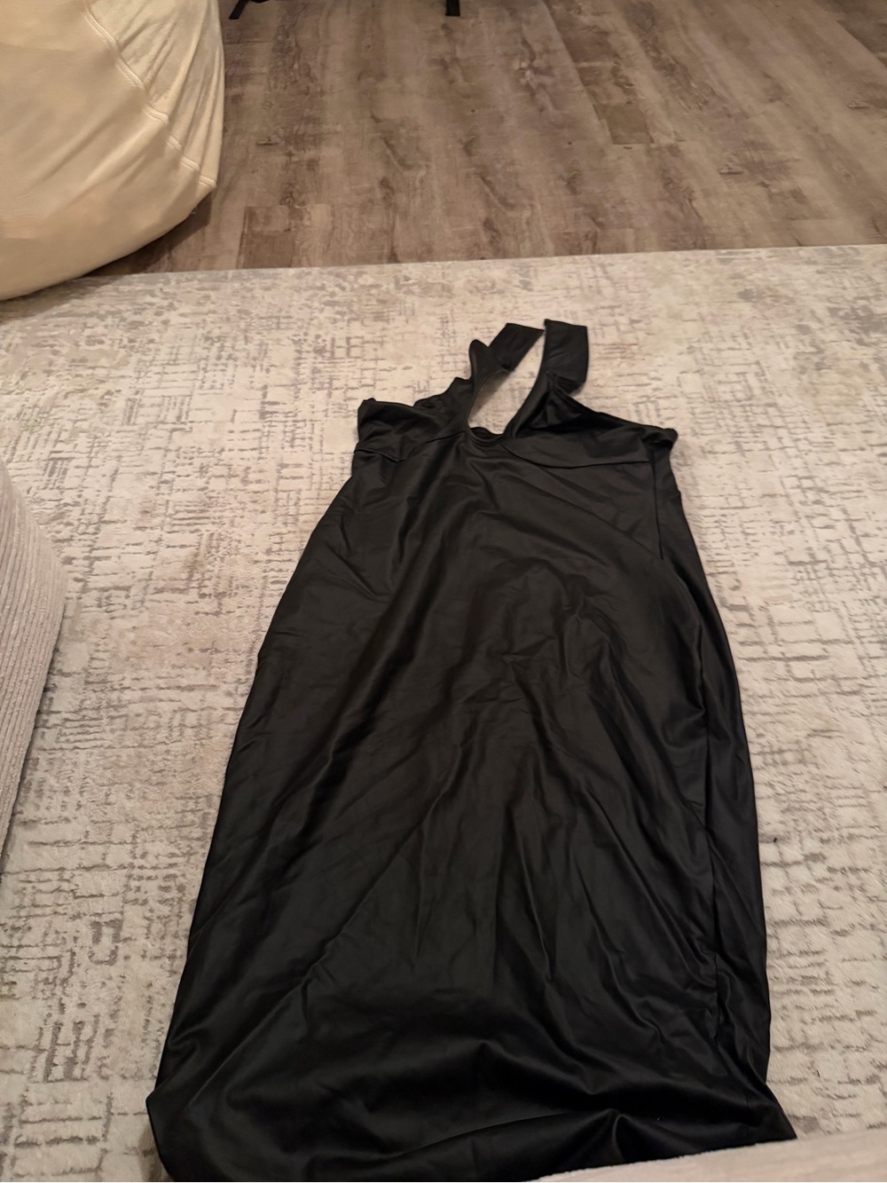 SHEIN Black Backless Maxi Dress